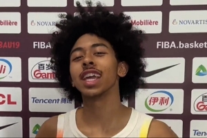 再秀中文朱正：很开心为国出战 我这辈子都会爱着这帮兄弟